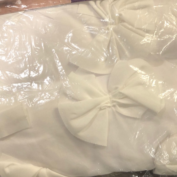 Lush Lucia Shower Curtain - Picture 8 of 9